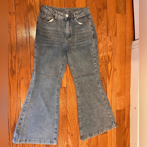 Y2K Vintage Inspired Bell Bottom Jeans - Picture 1 of 5